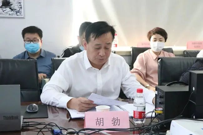 市發改委解讀《關于申報商業銀行中長期貸款項通知》 市發改委解讀《關于申報商業銀行中長期貸款項通知》