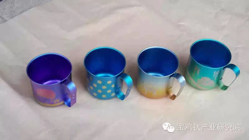 鈦杯子